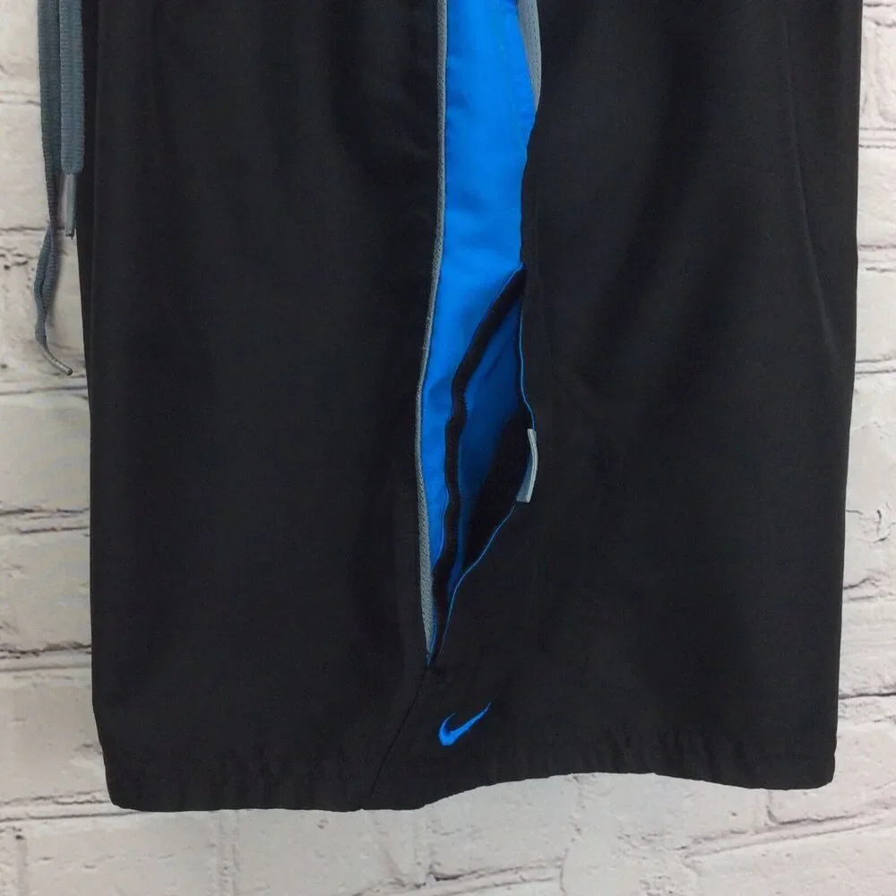 Nike Men’s Swim Trunks Size M Carolina Panthers Colors Athleisure Cruise Beach